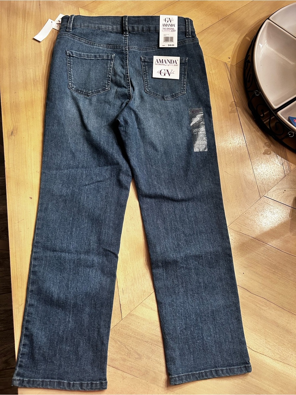 Gloria Vanderbilt Amanda Jeans  Frisco color size 12P short. NWT